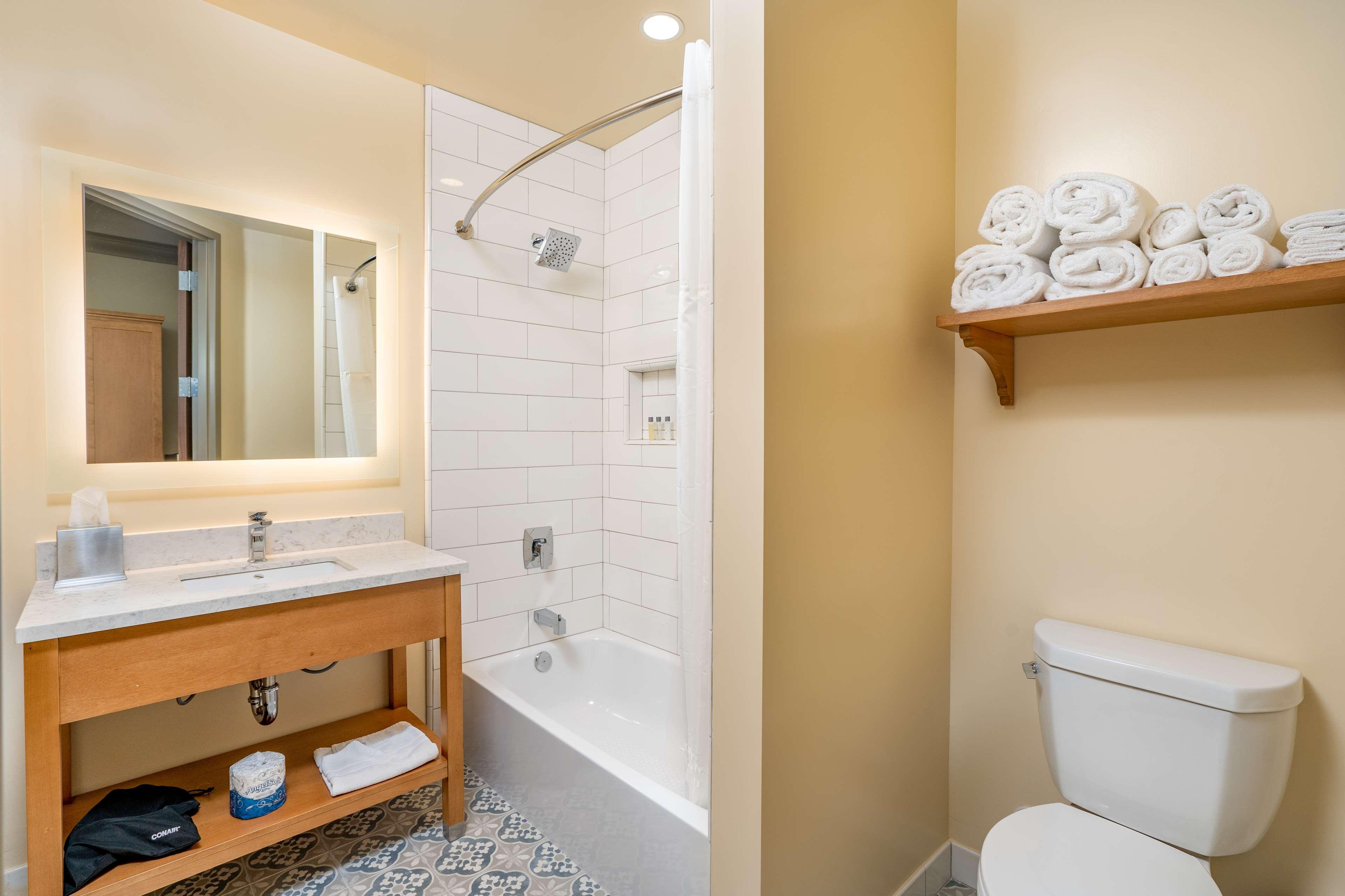 The Agrarian Hotel; Western Signature Collection 3* Arroyo Grande