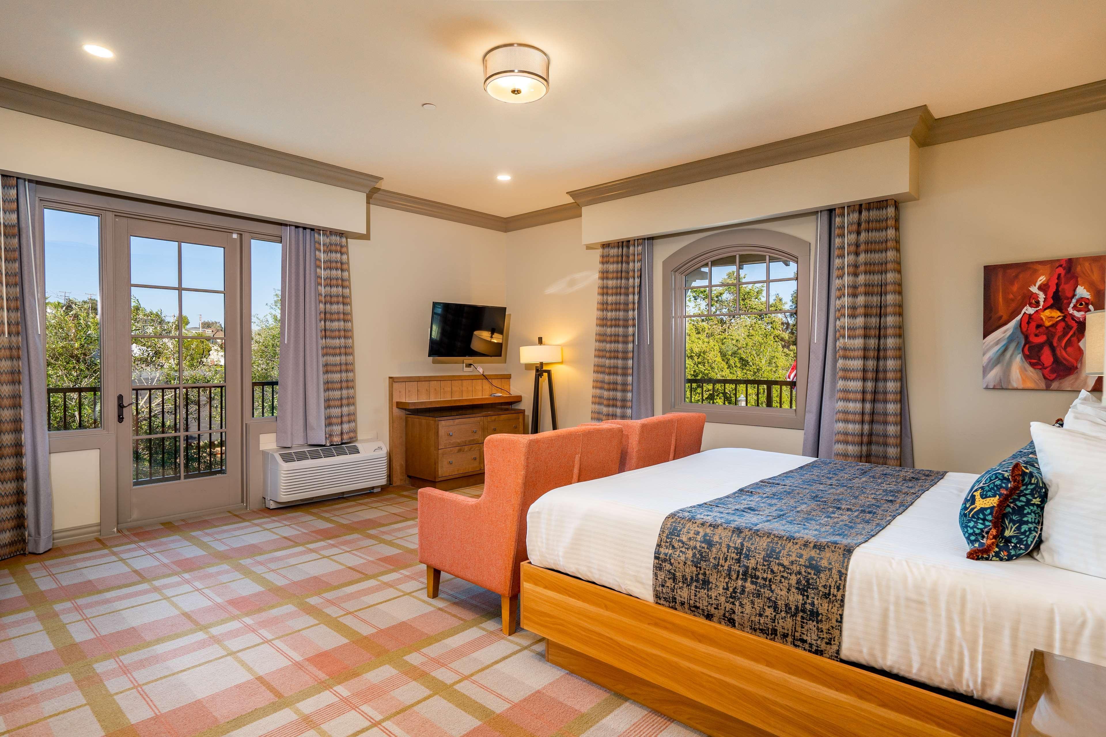 Hotel The Agrarian Hotel; Western Signature Collection 3*