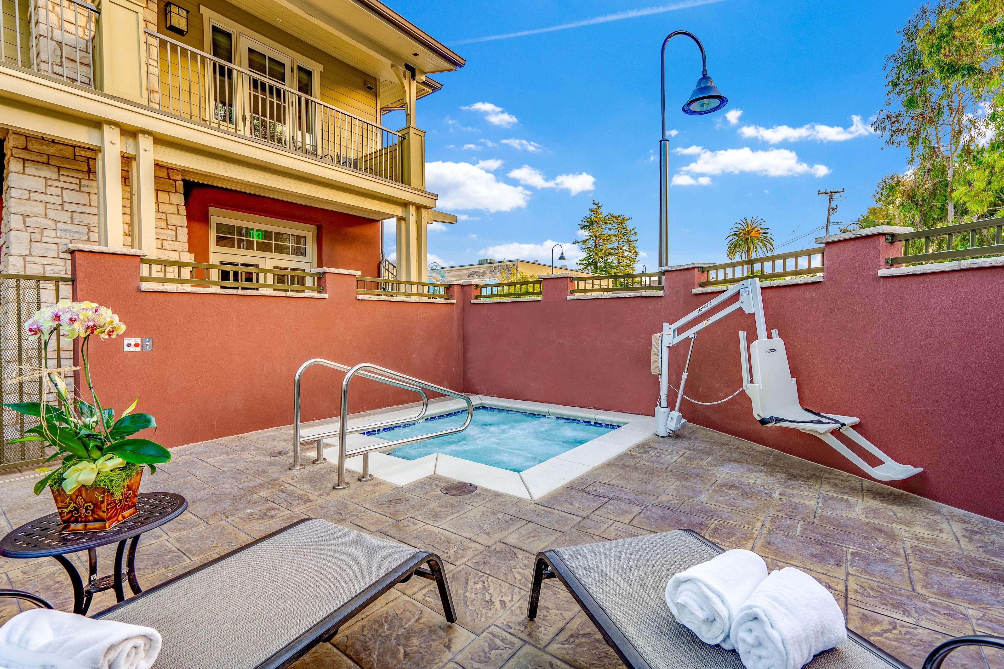 Hotel The Agrarian Hotel; Western Signature Collection 3*