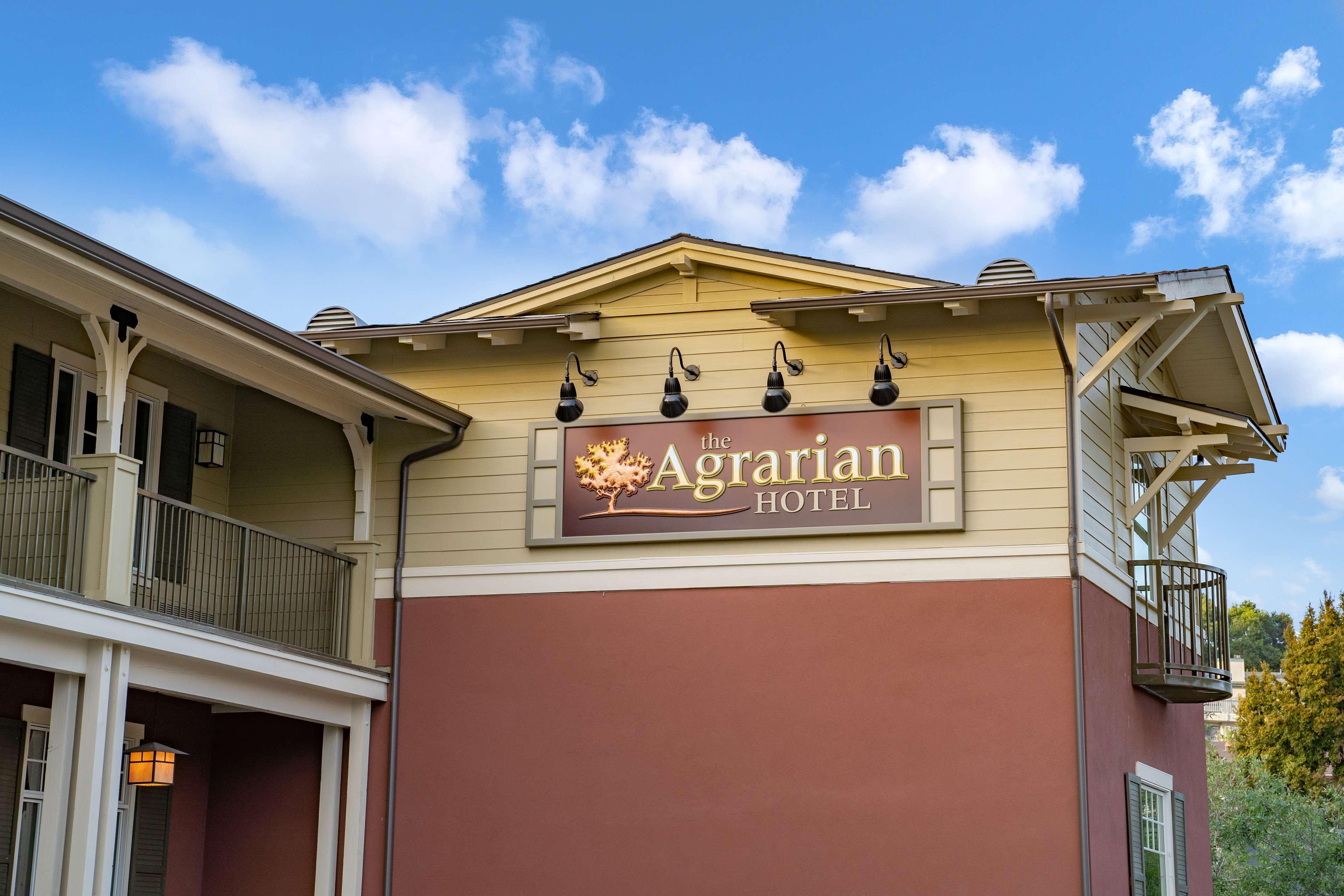 The Agrarian Hotel; Western Signature Collection Hotel